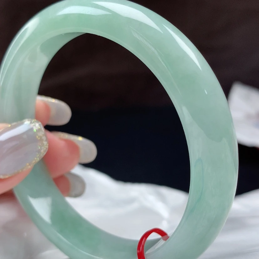 【闪购商品】翡翠手镯未镶嵌55009，