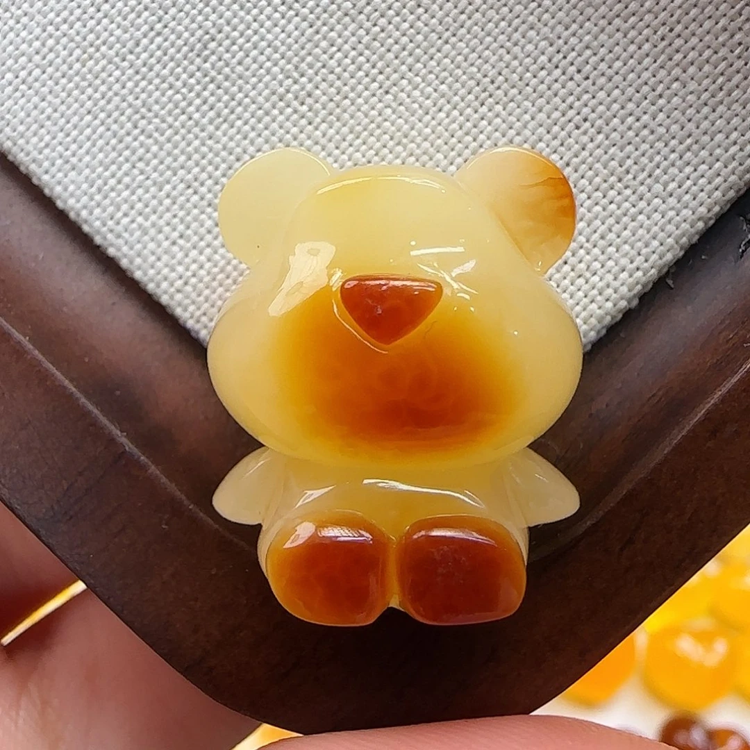 琥珀未镶嵌珠宝奇石蜜蜡