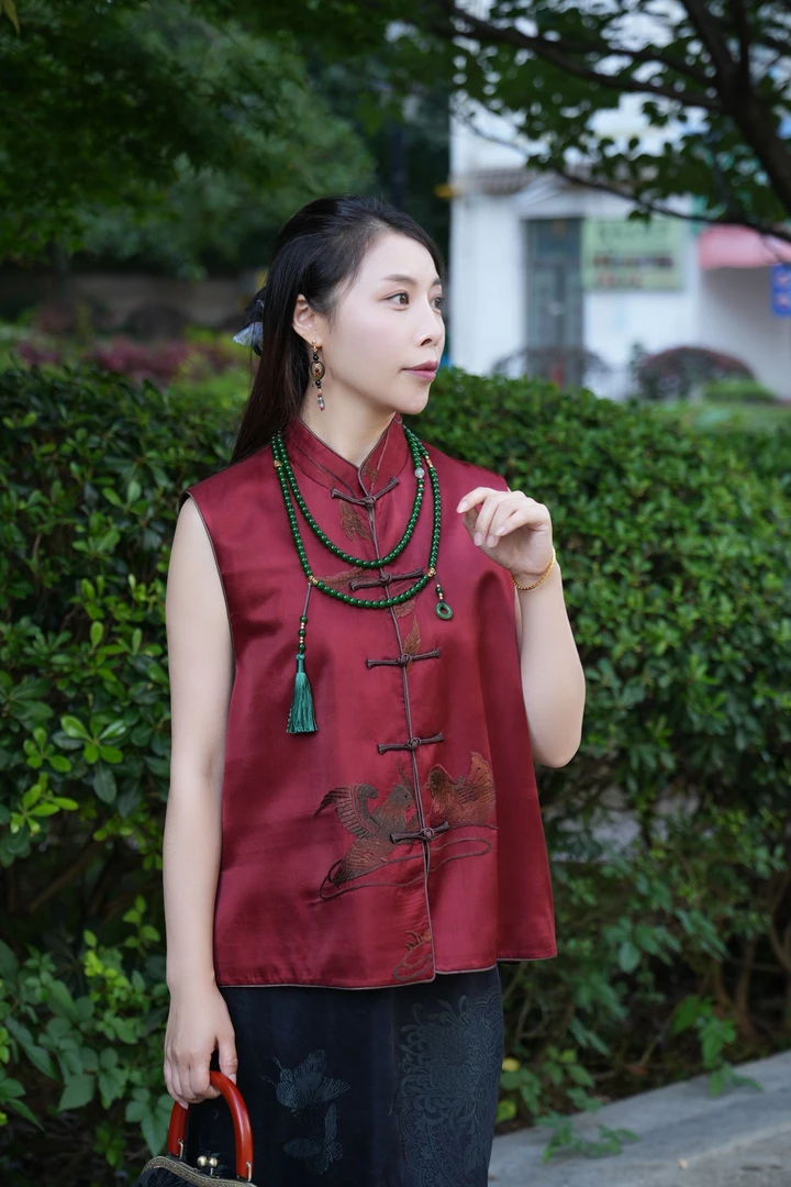 常规工字型唐装开衫无袖刺绣马甲中国风11