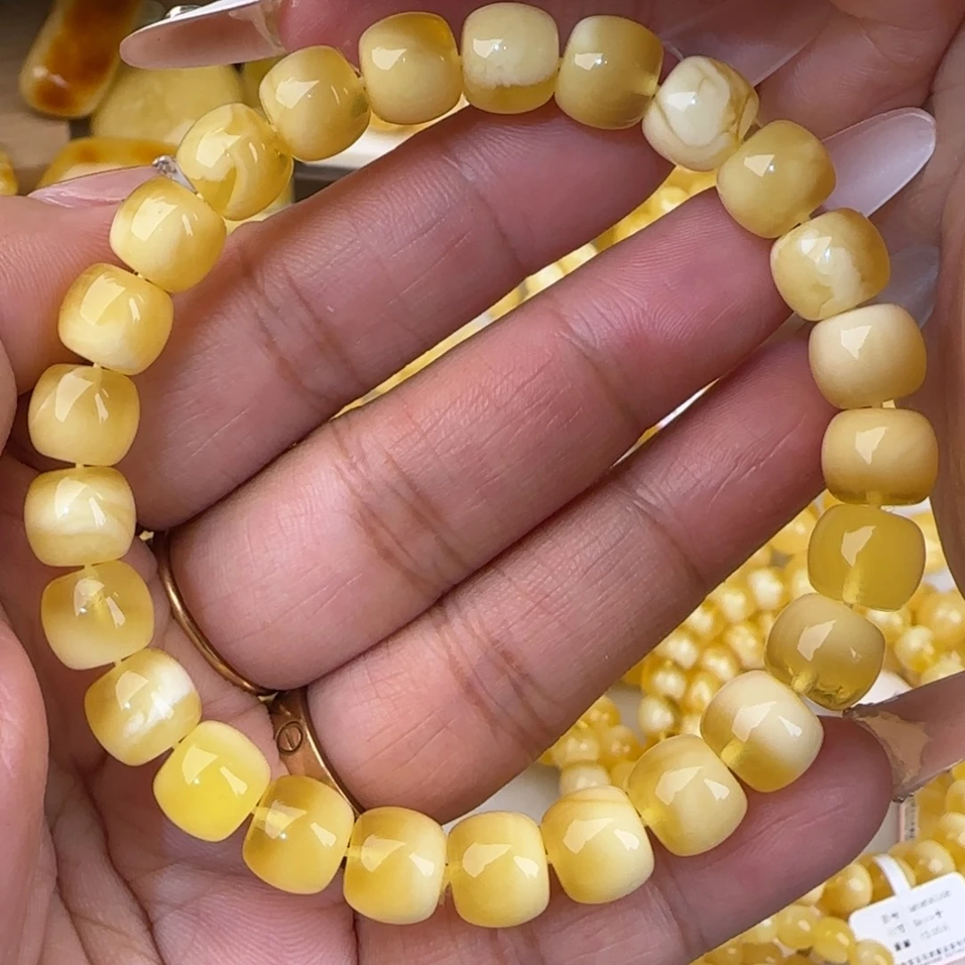 蜜蜡未镶嵌手串金白老型手串