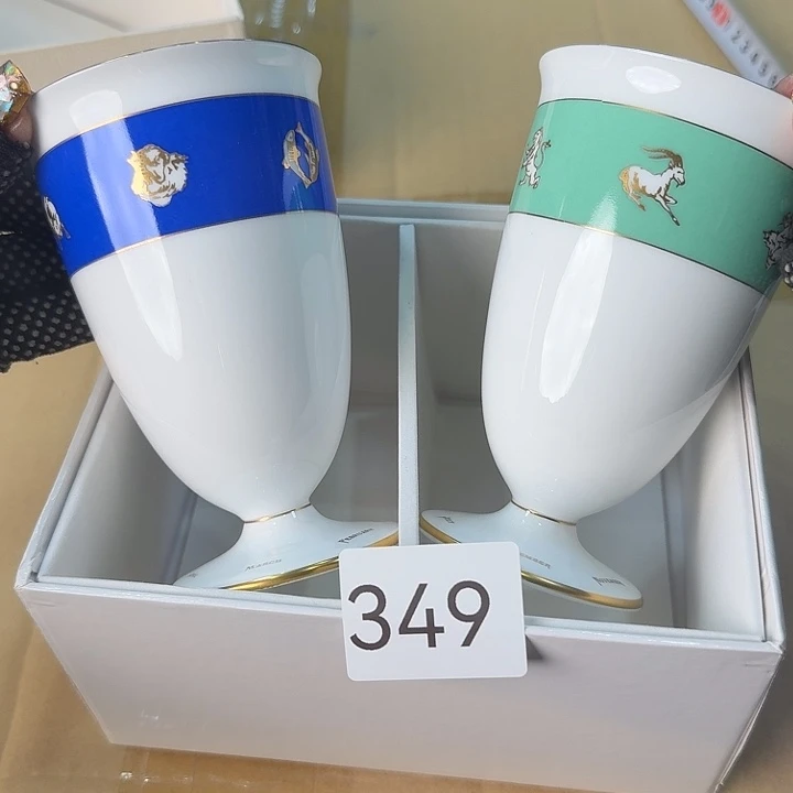 瓷片很好看的小杯子