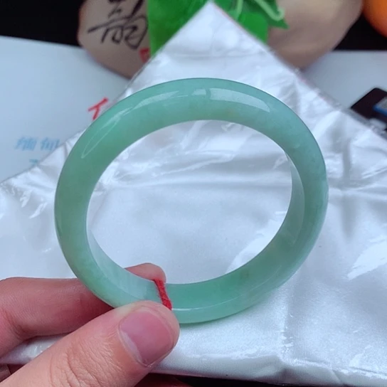 翡翠手镯未镶嵌正圈005