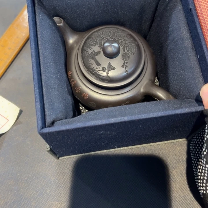君***。瓷片拾六家的瓷器瓷器