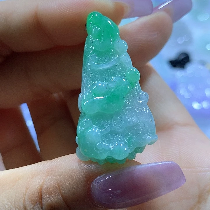 翡翠未镶嵌颈饰天然翡翠A货吊坠