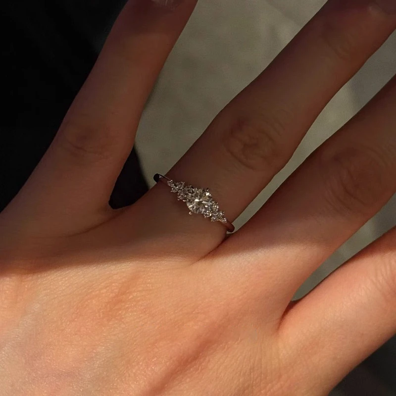 铜合金戒指 闪钻锆石戒指女生轻奢小众百搭时尚气质2025新款爆款