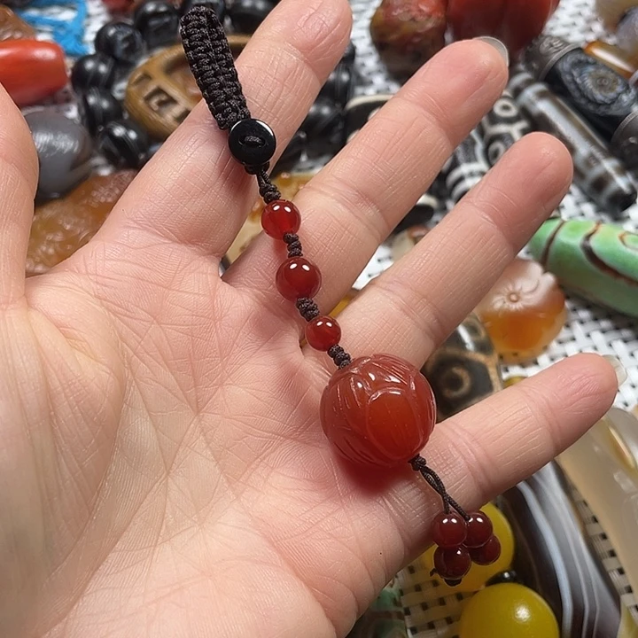 玛瑙/玉髓未镶嵌挂件