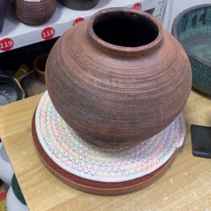 【闪购商品】红陶微瑕默认打孔高20口9