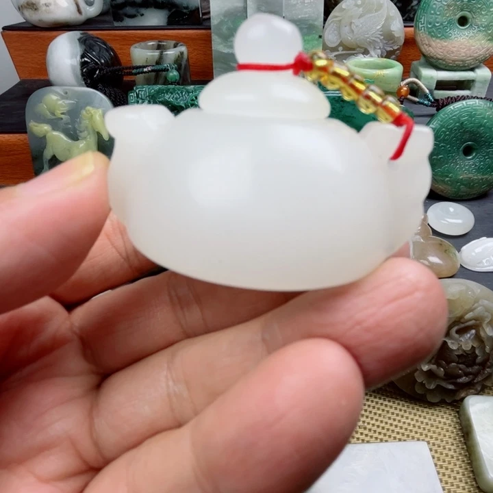 石英质玉（金丝玉）未镶嵌珠宝半成品