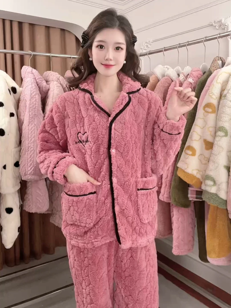 刺绣睡衣女冬季加绒加厚保暖柔软雪花绒女士休闲家居服两件套
