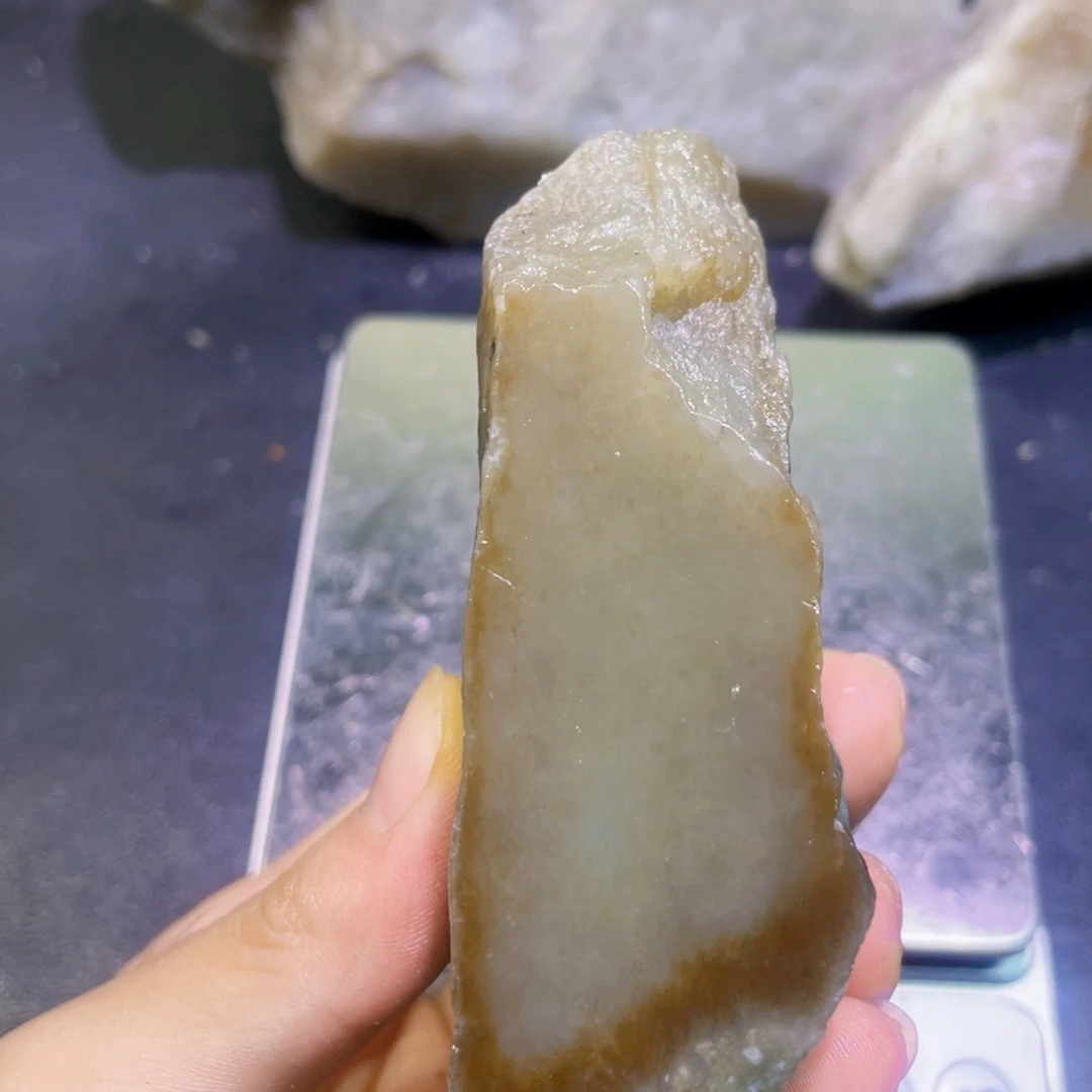 未镶嵌和田玉珠宝半成品