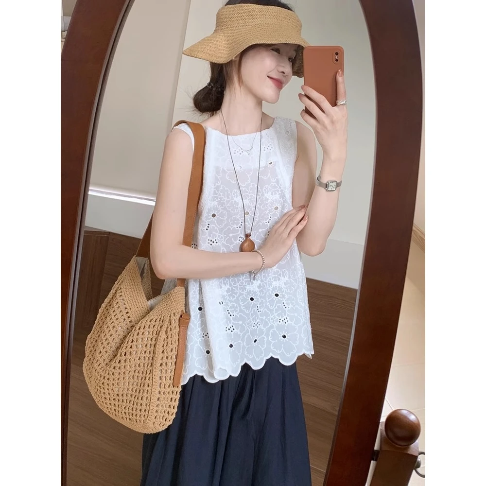 甜美气质V领两穿钩花小衫2025夏季新款韩版休闲显瘦无袖上衣女