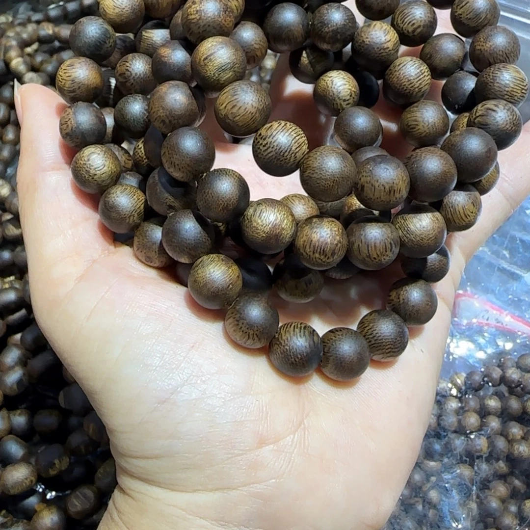 沉香手串沉水浮海南黑棋留疤圆珠单圈10mm10g多样性发一
