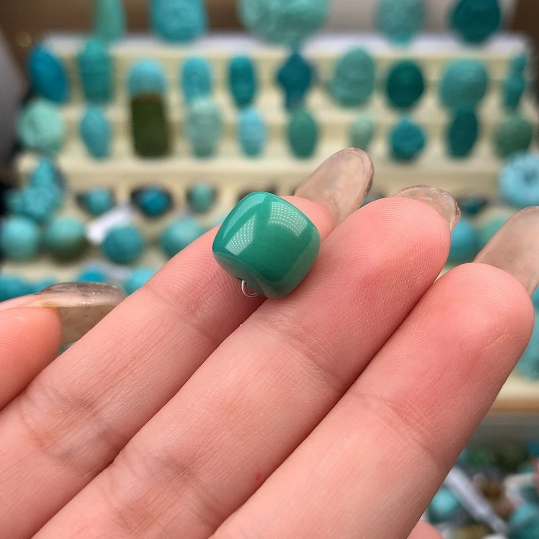 绿松石未镶嵌珠宝奇石11.5