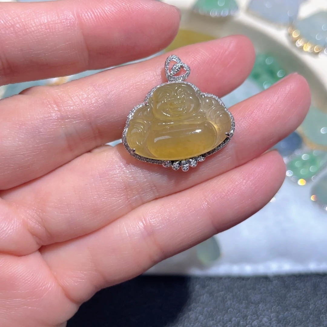 翡翠颈饰18K金镶嵌翡翠