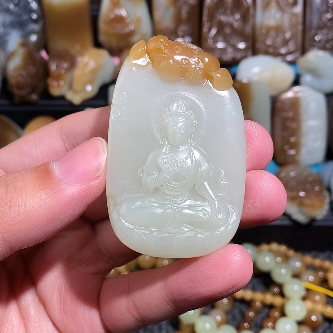 泪***下和田玉未镶嵌挂件