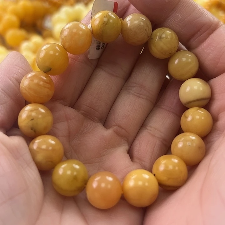 未镶嵌琥珀珠宝奇石