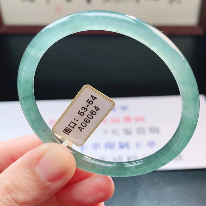 翡翠未镶嵌手镯翡翠手镯44