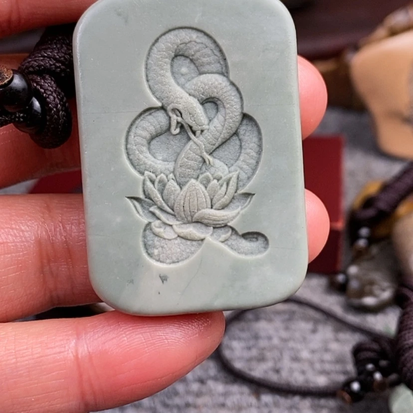【闪购商品】原石雕刻手把件
