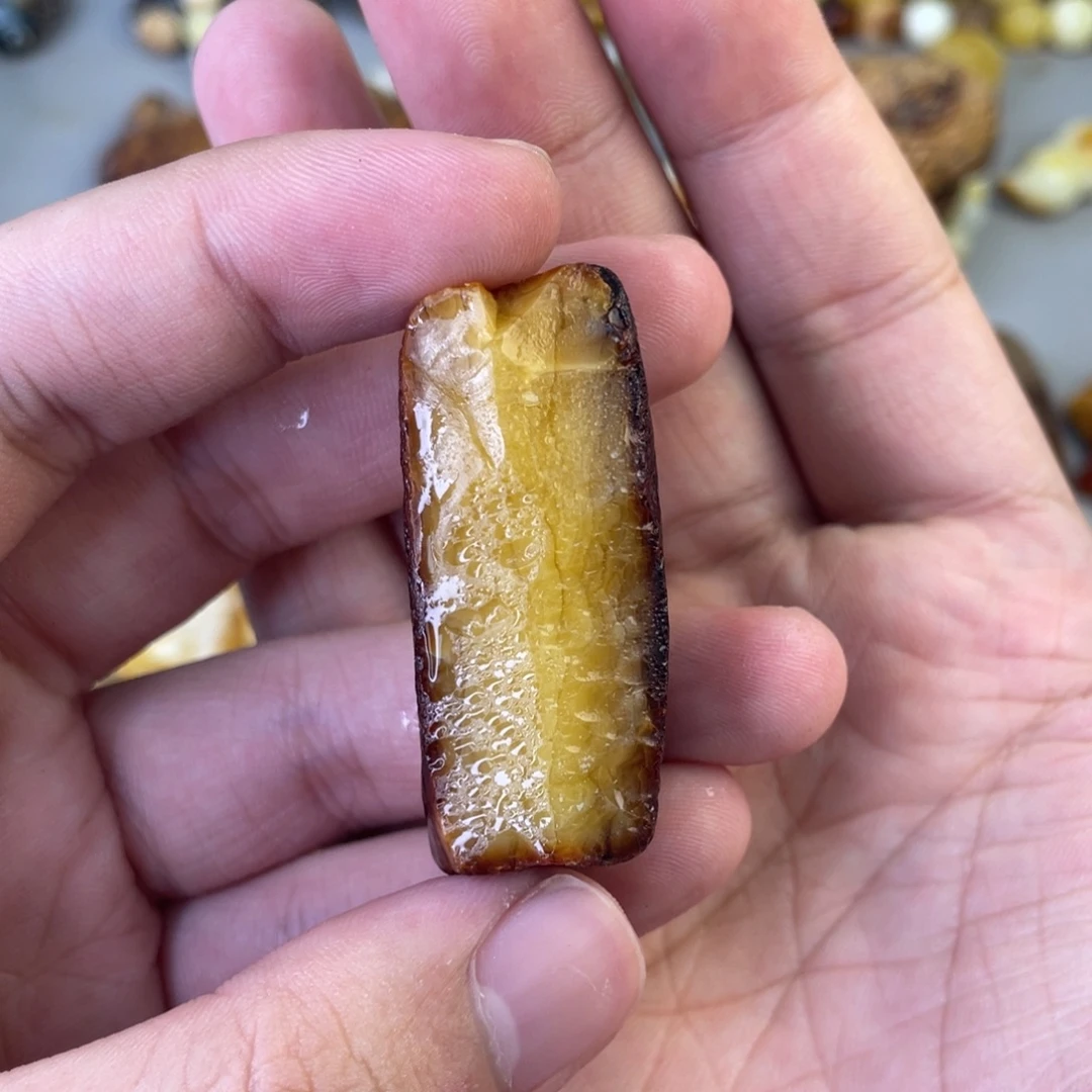 定制琥珀天然琥珀