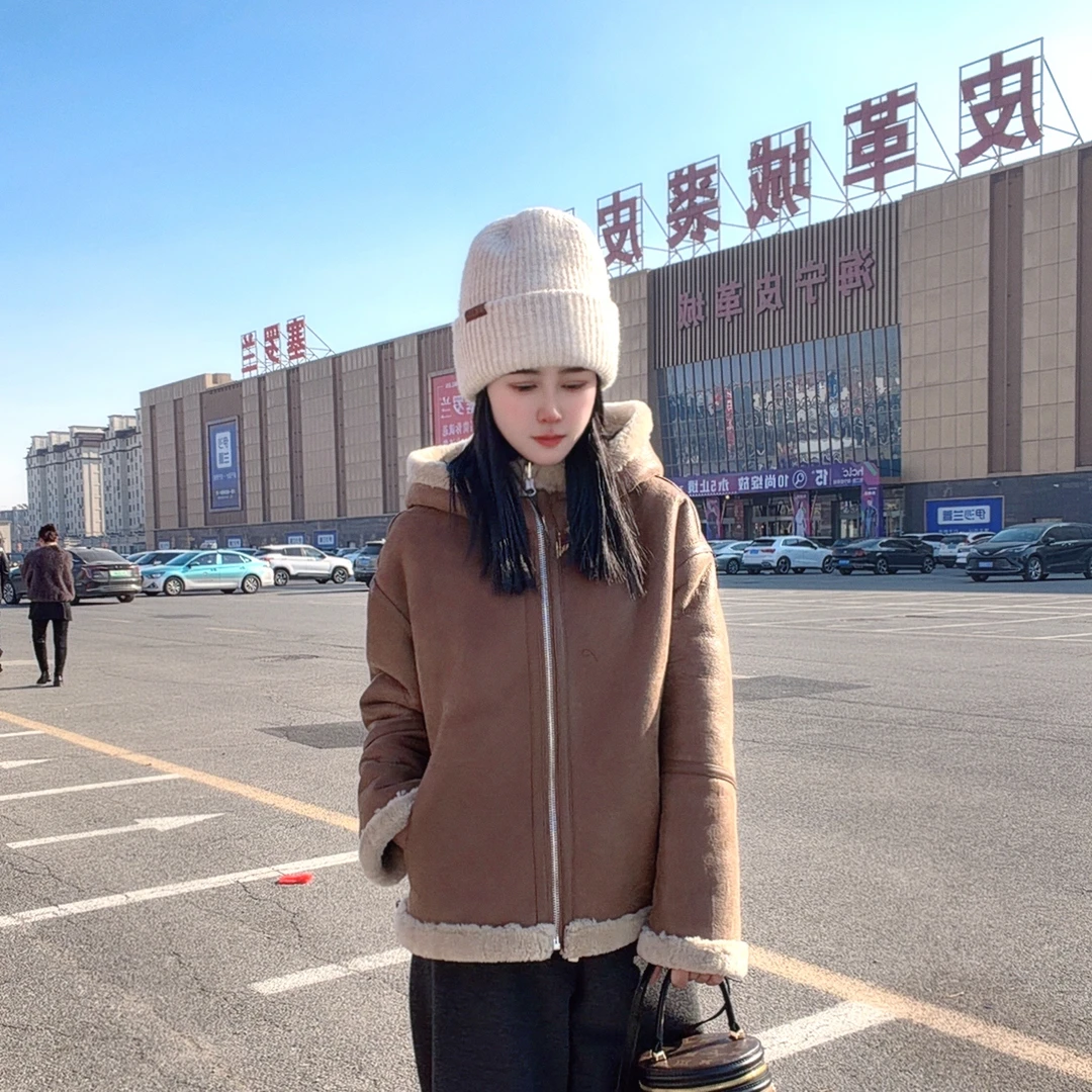 印象李轻油蜡复古连帽真皮毛一体