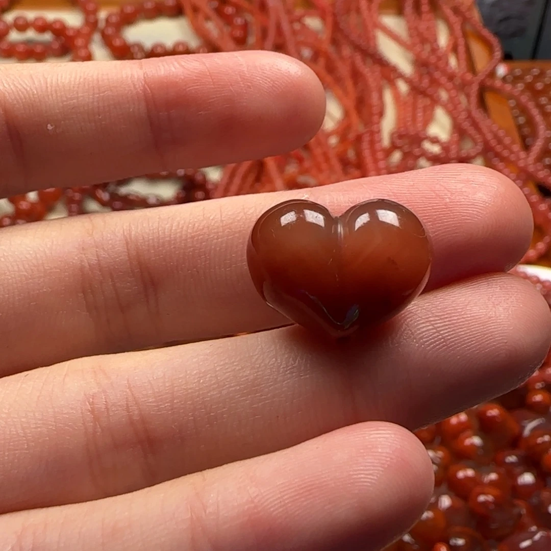 南红玛瑙未镶嵌挂件放漏20克价