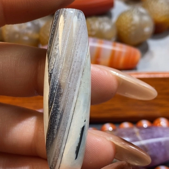 玛瑙/玉髓未镶嵌颈饰