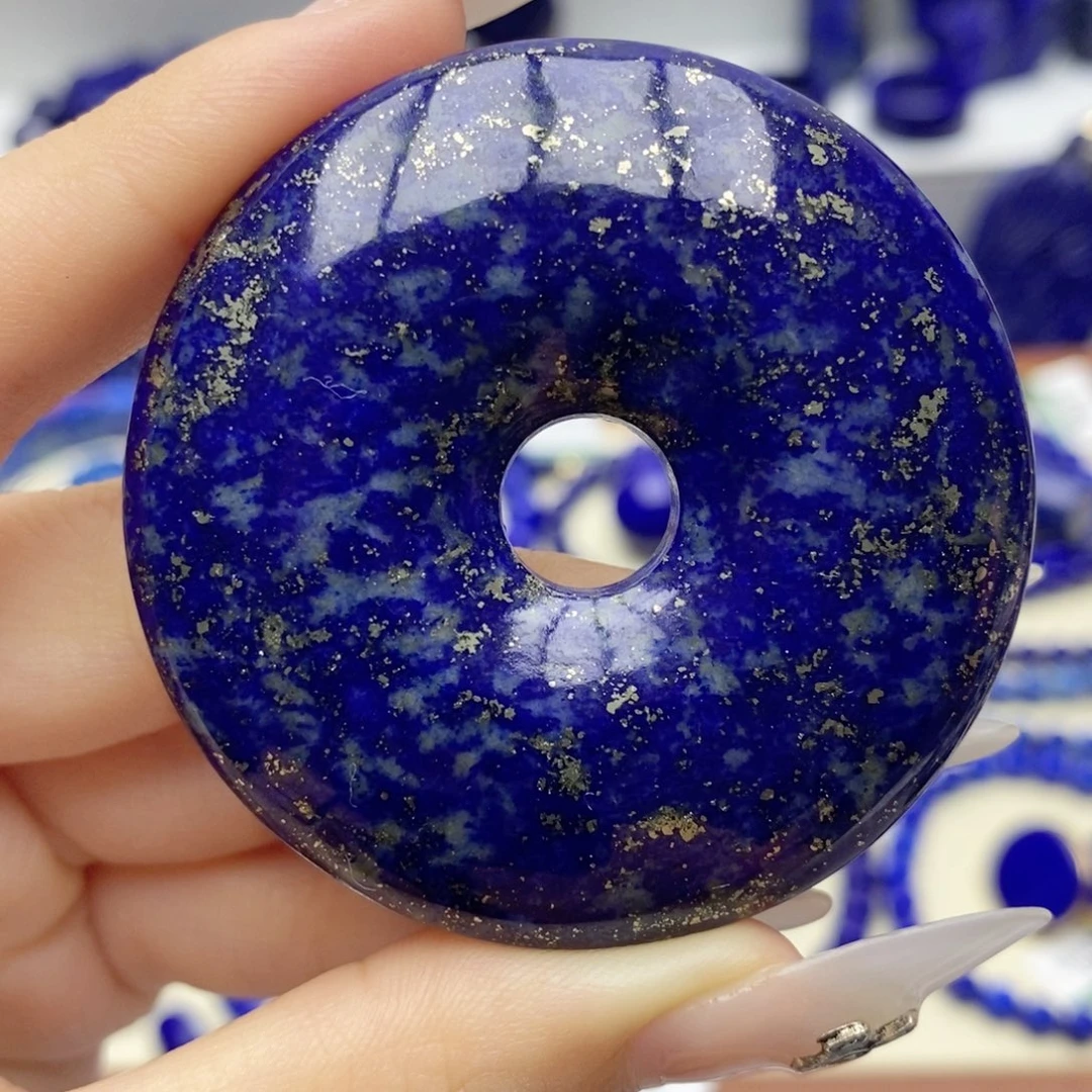 青金石未镶嵌颈饰
