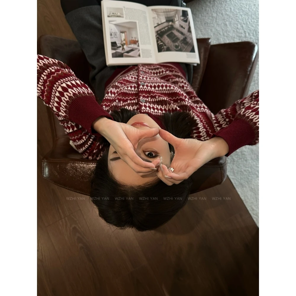 【玛格丽德】“圣诞羊毛衫”复古几何菱格绵羊毛慵懒氛围感毛衣X3379