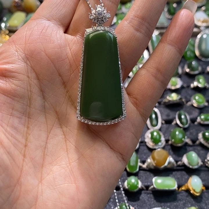 朱***亮和田玉银S925镶嵌挂件