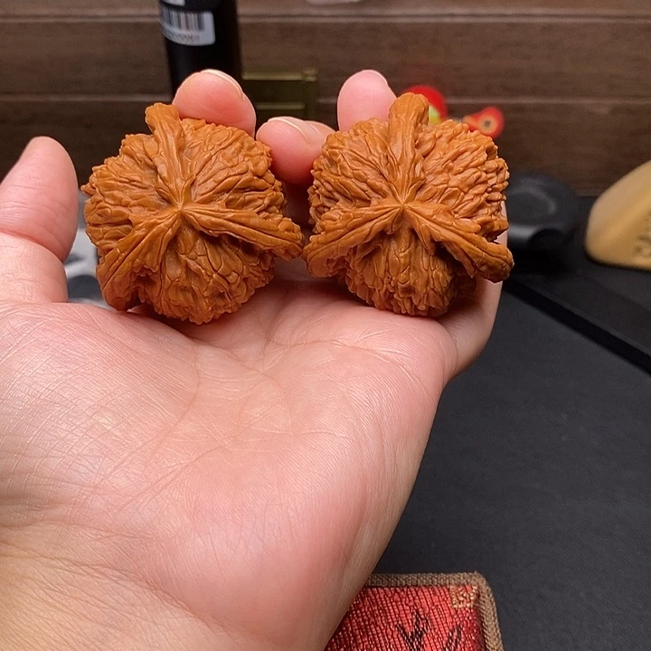 用***1把件文玩核桃白奔