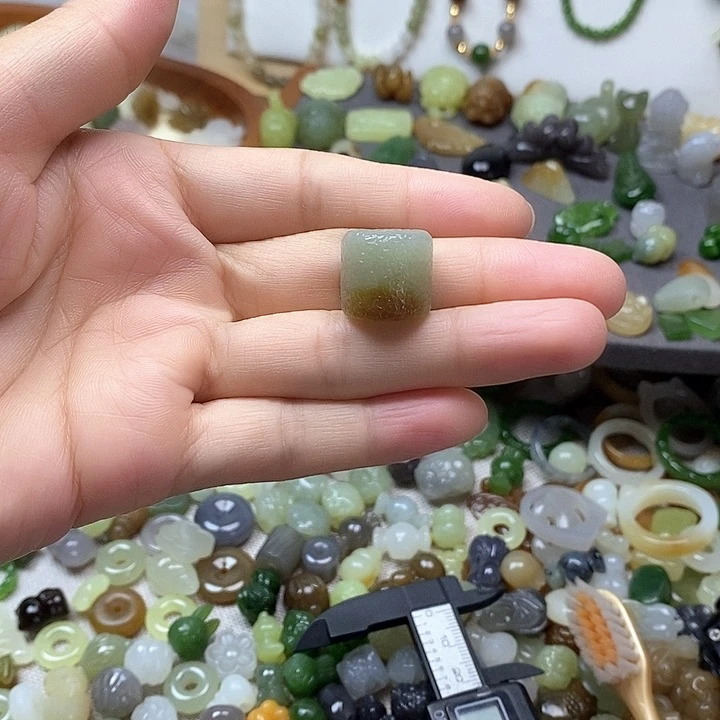 未镶嵌和田玉挂件桶珠