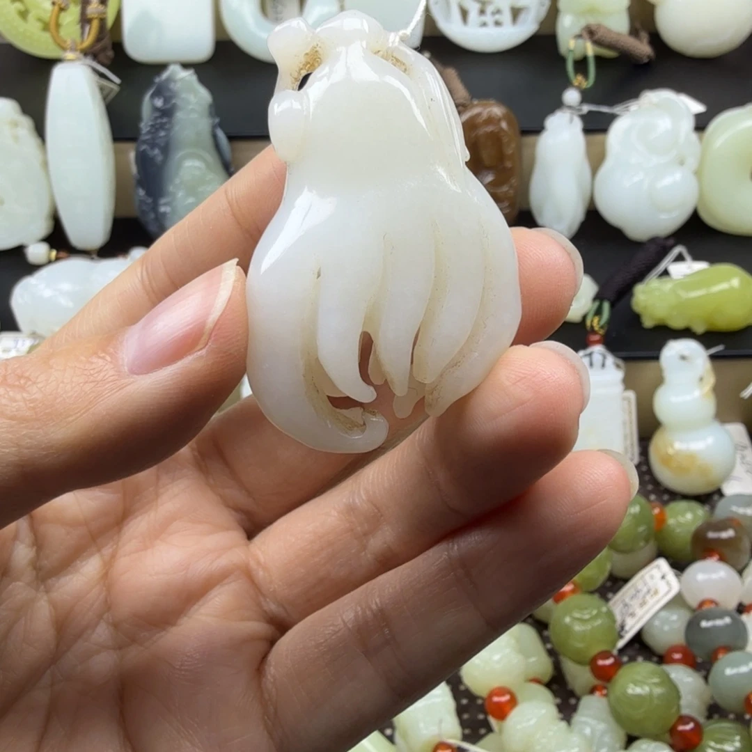 和田玉未镶嵌挂件