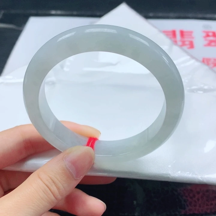 翡翠手镯未镶嵌翡翠手镯56