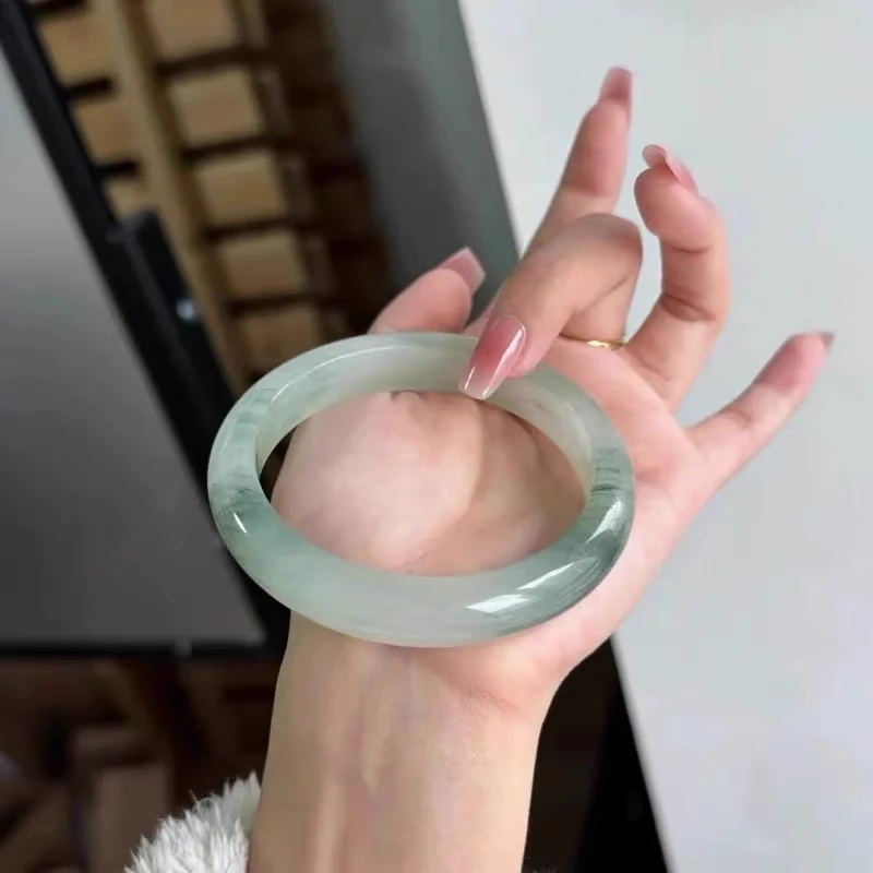 玉遇缘精美文玩手镯T-1229