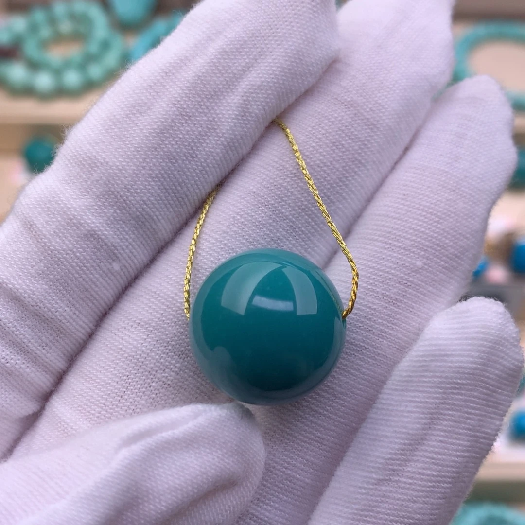 一****绿松石未镶嵌珠宝奇石