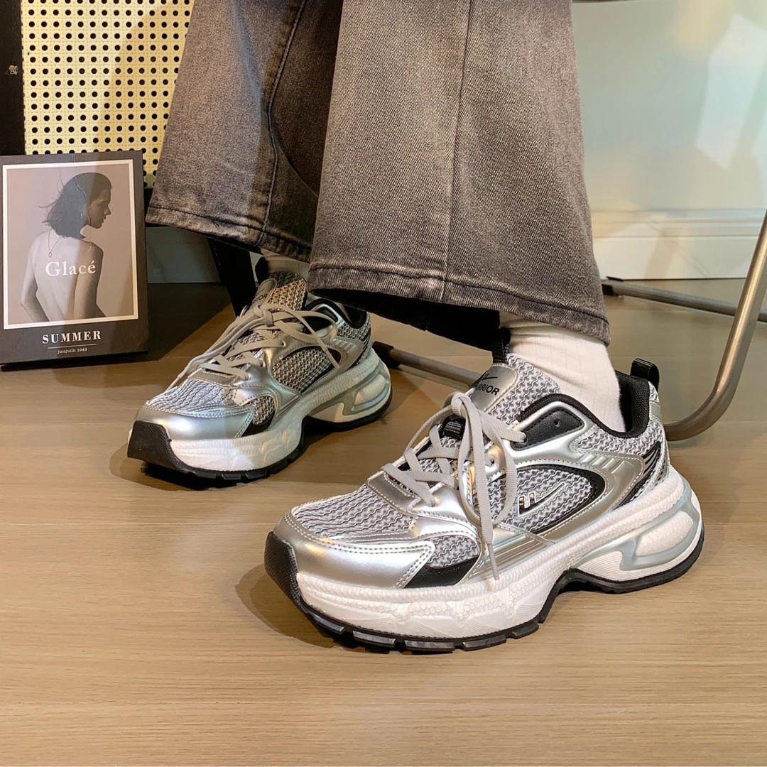 回力秋季新款百搭情侣老爹鞋