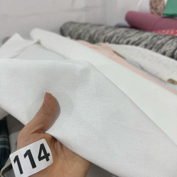 114 纯棉厚软牛仔面料3米价