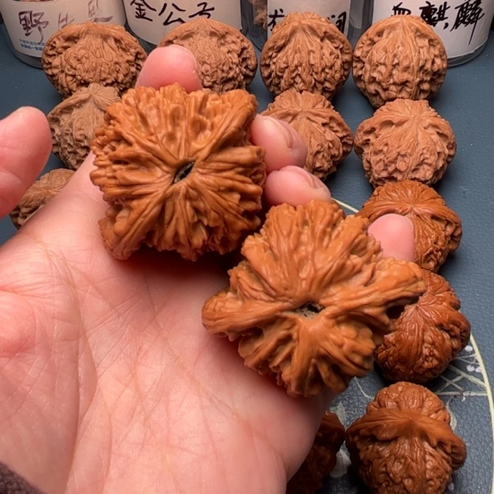 九***彐文玩核桃吊坠45麦虎