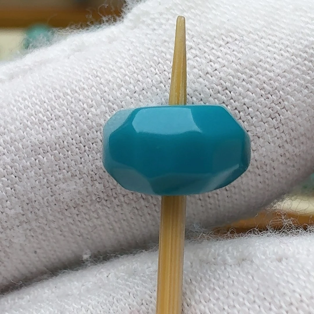 绿松石未镶嵌直切无相9.3