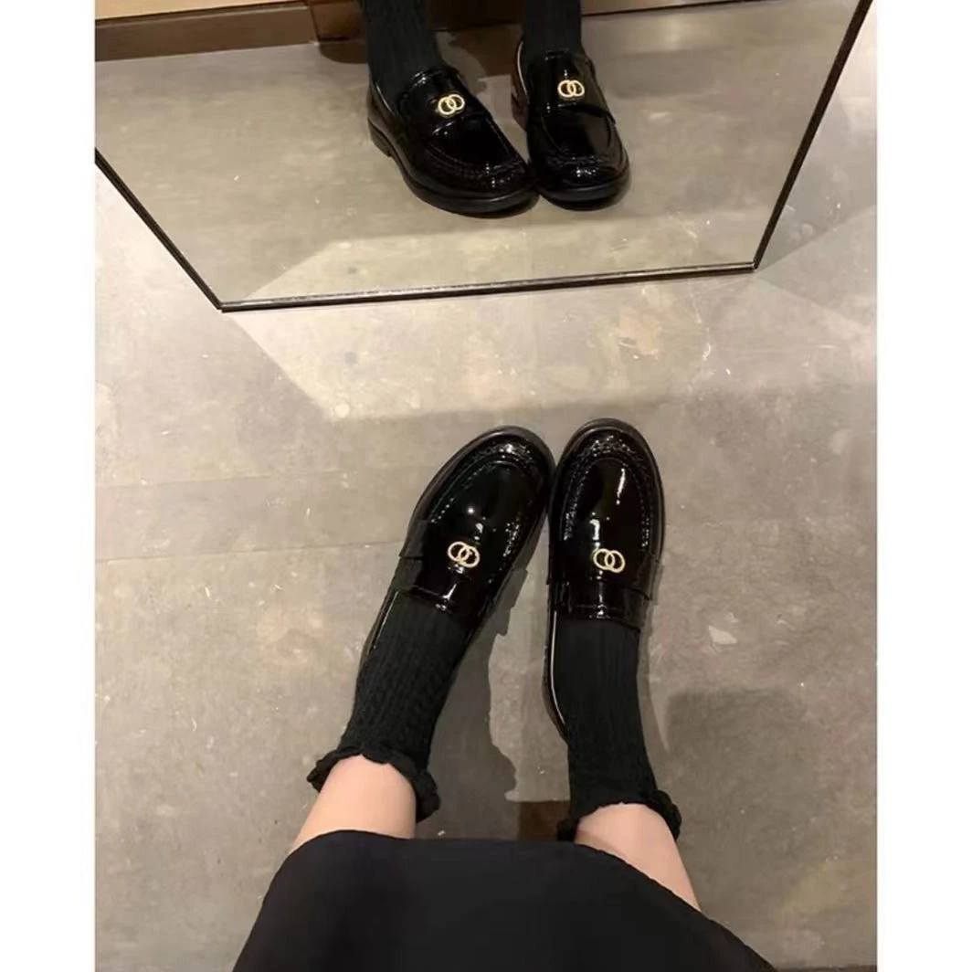 美树 DZG 9393-2 英伦漆皮平底小香风水钻扣软皮一脚蹬乐福鞋