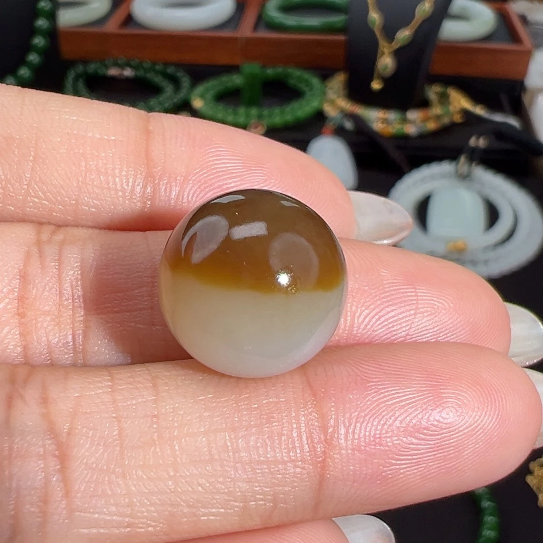 和田玉（糖玉）未镶嵌颈饰聚宝盆糖白单珠15mm