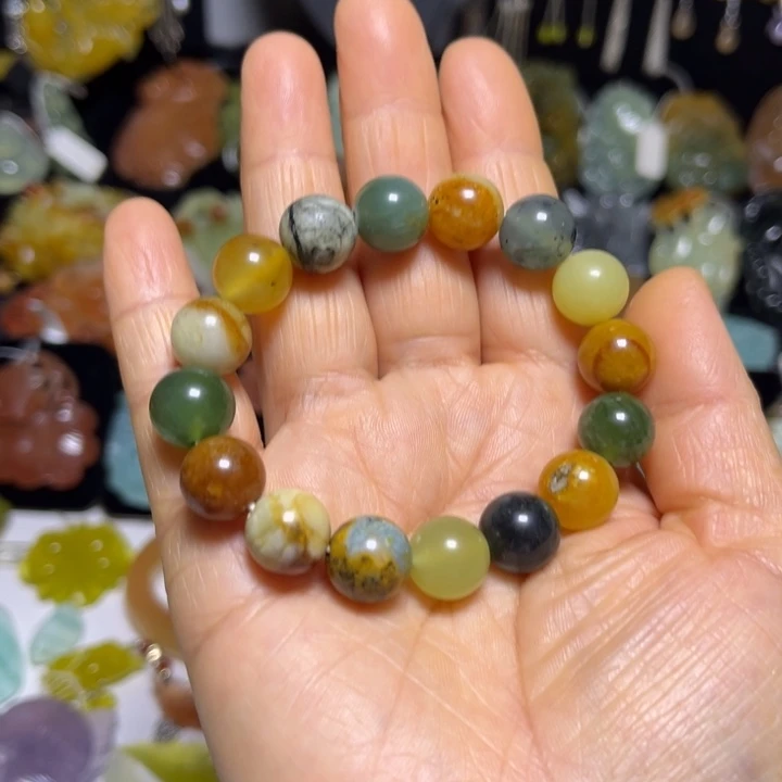 蛇纹石玉未镶嵌吊坠(赠链)