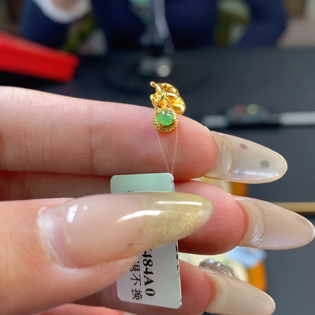 翡翠未镶嵌颈饰翡翠小蛋面