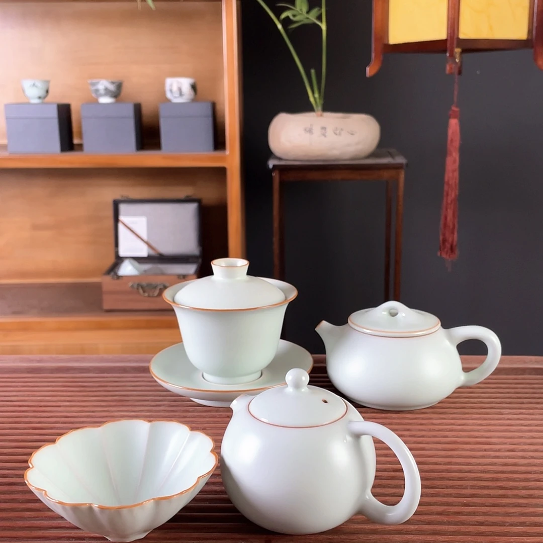 冰****经典款的设计风格的