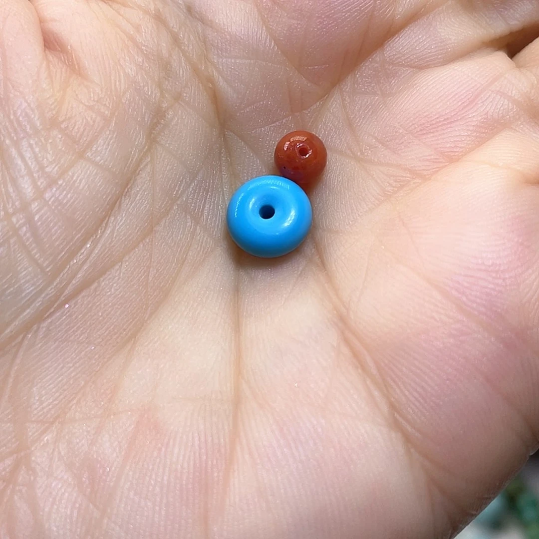 南红玛瑙配饰未镶嵌