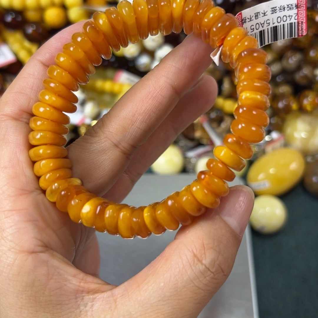未镶嵌琥珀珠宝奇石470