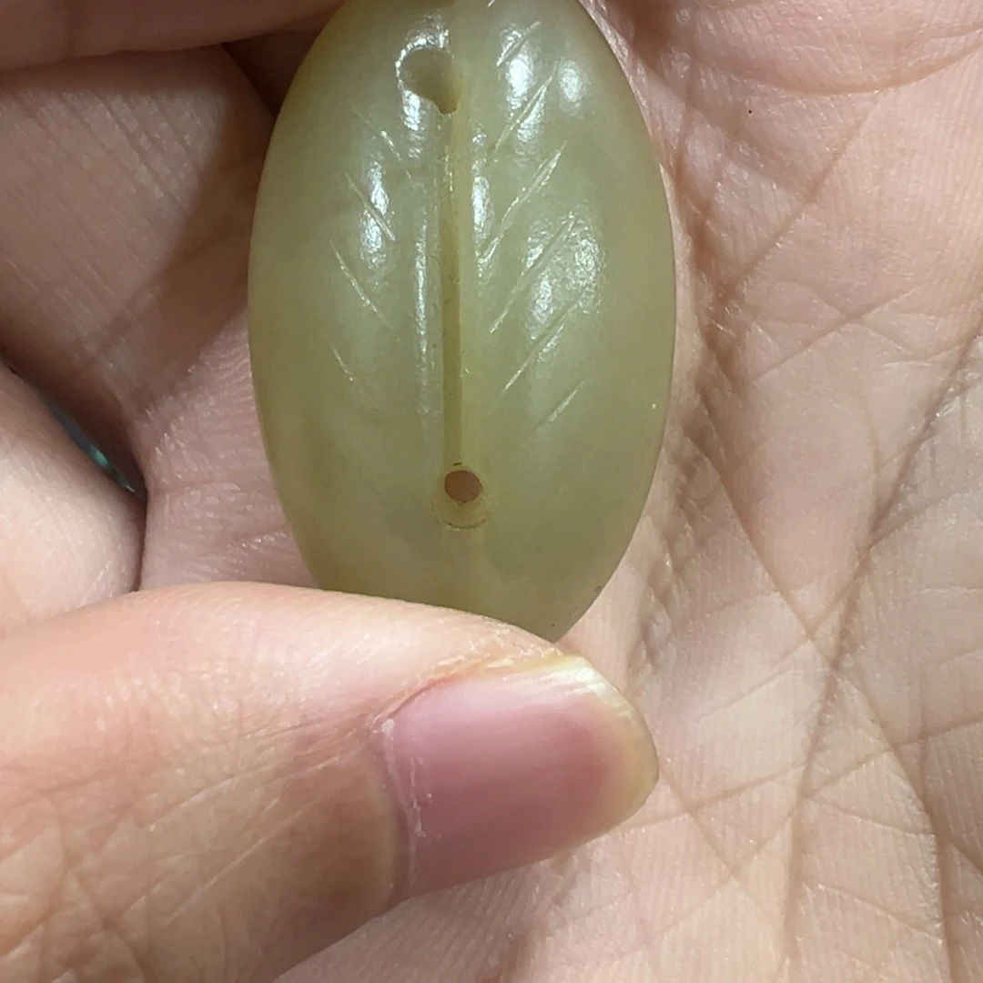 鼎***电和田玉（糖玉）未镶嵌挂件