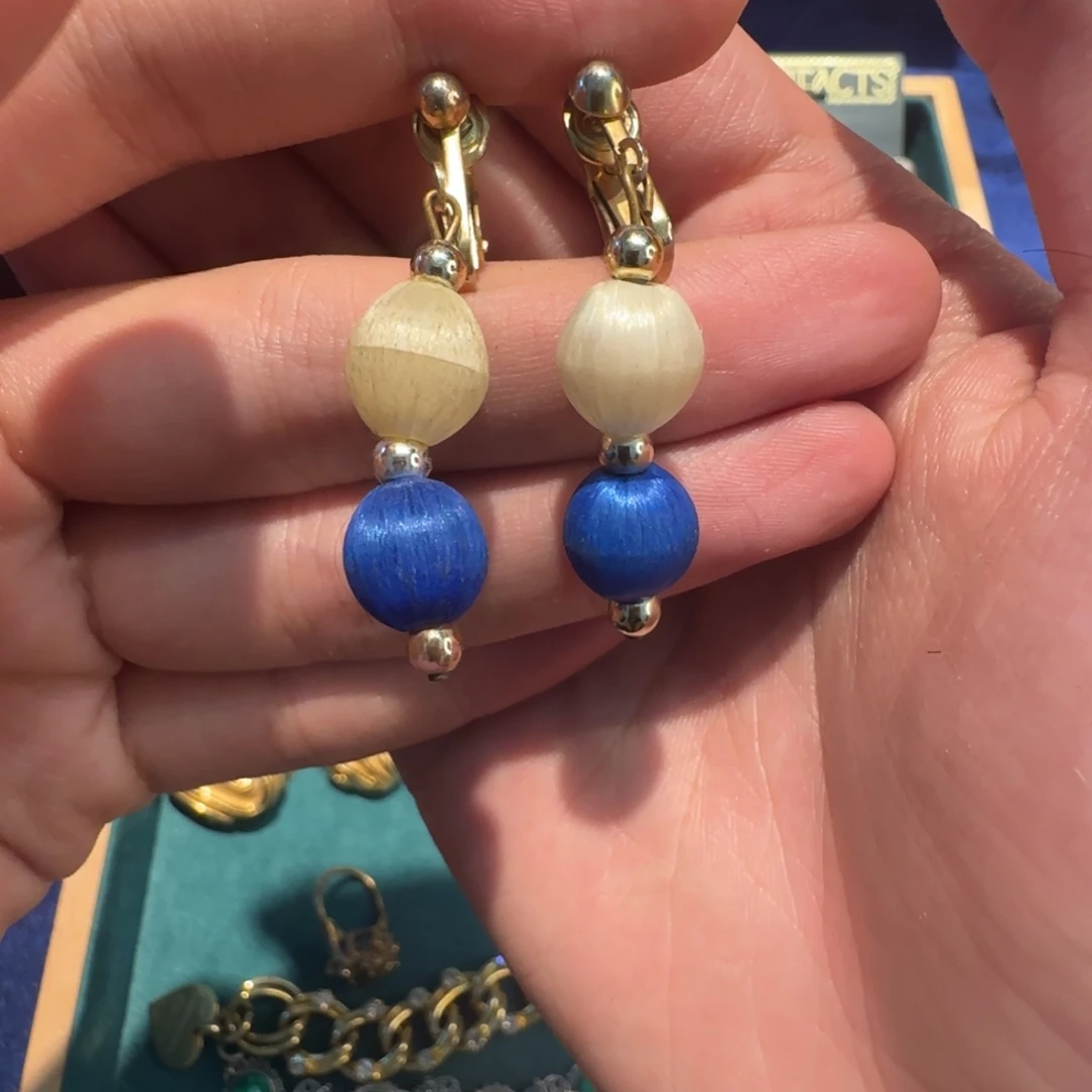 琉璃纯铜合金瑕疵