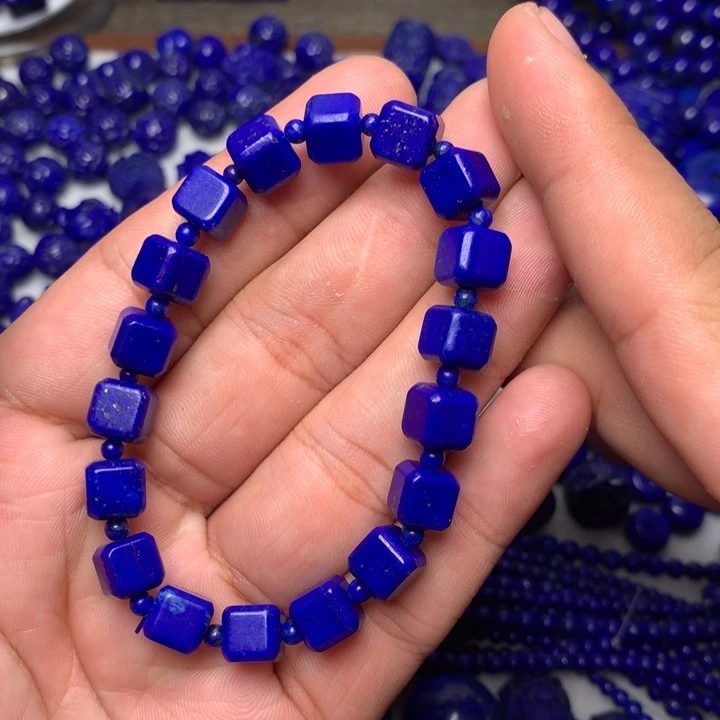 青金石未镶嵌7.5mm方糖手串