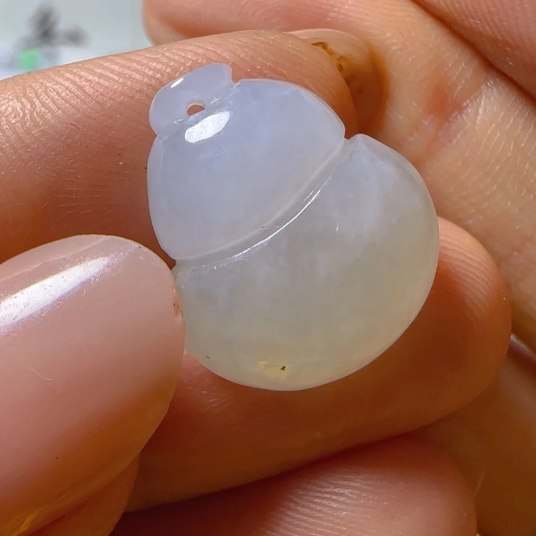 翡翠未镶嵌颈饰翡翠38